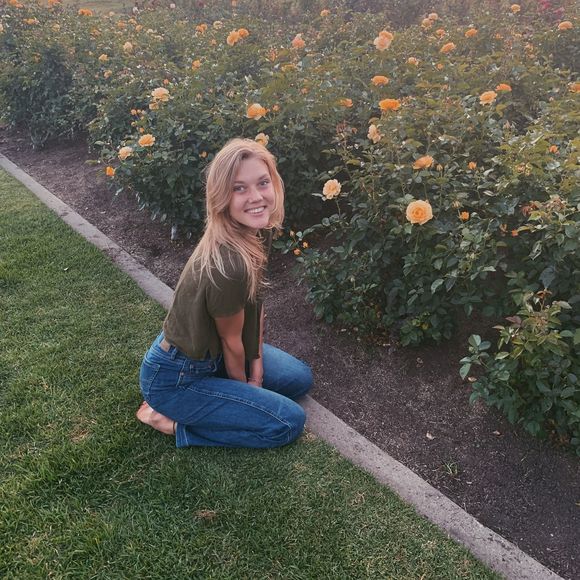 Meet your Posher, Kaia - Picture 1 of 1